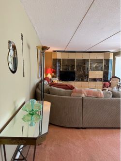 Wall unit