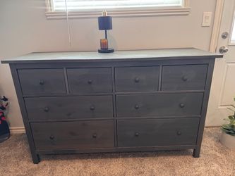 IKEA HEMNES 17920 - 8 drawer dresser