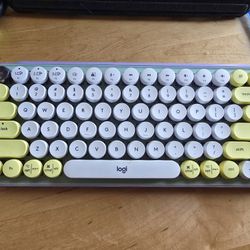 Logitech POP Keys Wireless Mechanical Keyboard with Customizable Emoji Keys for Windows, Mac, & Android - Daydream Mint (Renewed)
