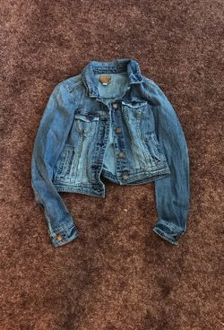 American eagle jean jacket size small