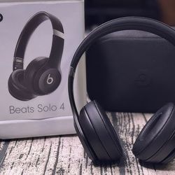 Beats Solo 4 Wireless Bluetooth Headphones Beats by Dre 
