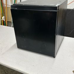 Mini-Fridge WORKS LIKE A CHAMP