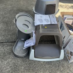 Automatic Cat Liter And Feeder