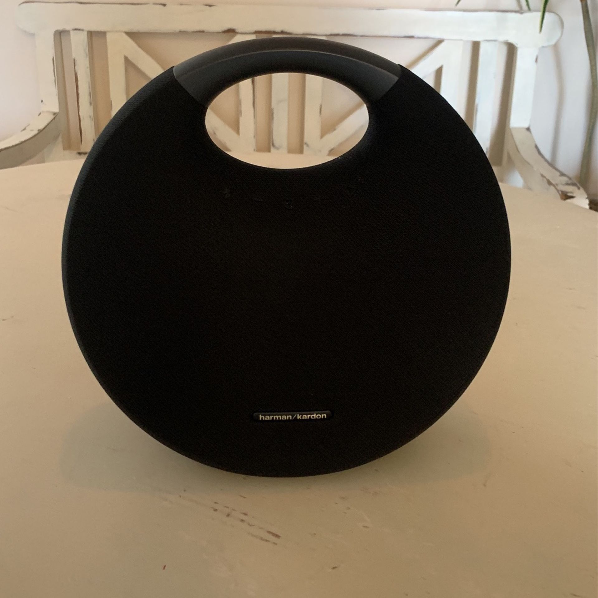 Harman/Kardon Oval Speaker, Sound Box