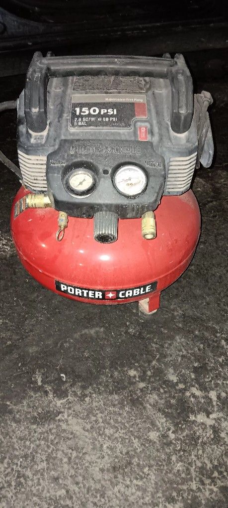 Porter-Cable 6 Gallon Pancake Air C2002