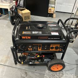 WEN 11000 / 8300 -Watt Gasoline/ Liquid propane Dual fuel Portable Generator