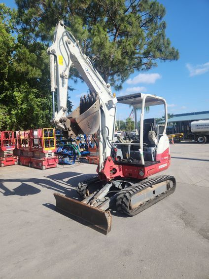 Takeuchi Mini Excavator 