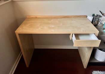 Free 1 computer desk from Ikea ( one is gone )