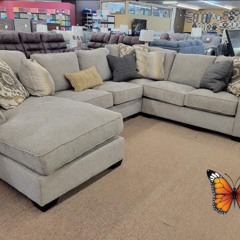 PANTOMINE SECTIONAL SOFA WITH CHAISE 