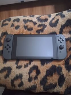 $80 Nintendo switch (black)