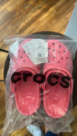 Crocs pink