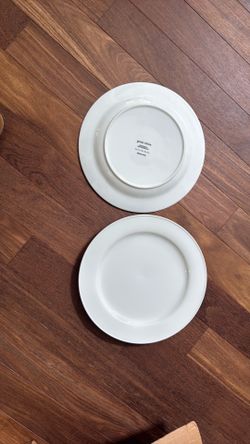 White pottery barn plates