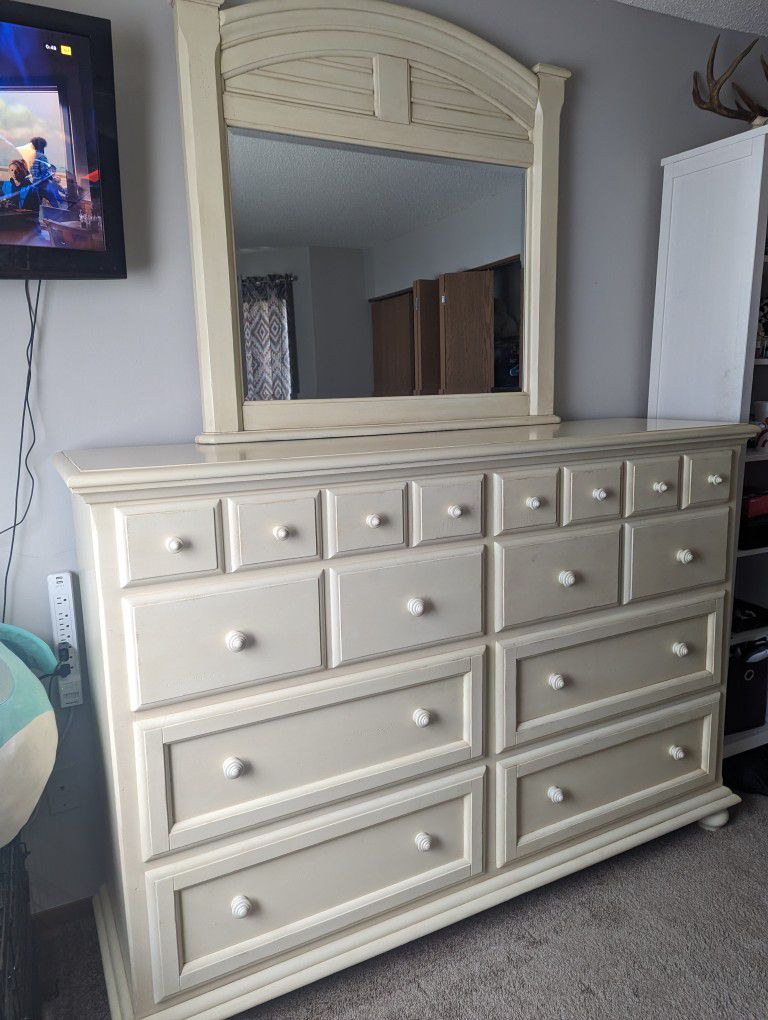 Large Antiqued Dresser With Mirror
