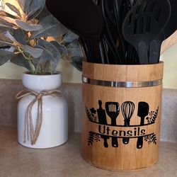 Farm Style Utensil Decal