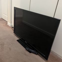 SONY BRAVIA 40” HDTV BLACK LCD TV