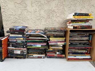 HUGE LOT OF GRAPHIC NOVELS TPB HARDCOVERS AND OTHER BOOKS