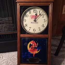 1990’s vintage Girl In The Moon clock (rare)