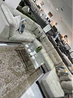 Maxon Place 3pc Sectional
