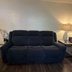 Meadow Park Non-Power Reclining Sofa - 3 Year Warranty - Rooms To Go