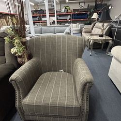 Accent Chairs Ready For Pickups Or Delivery 