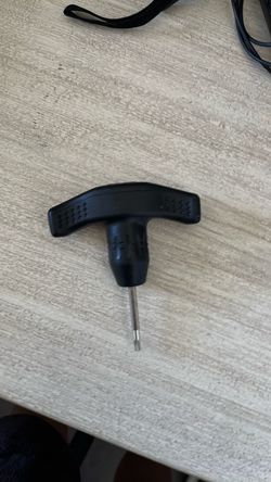 Universal PxG Club Wrench for Weights and Adjusters (Works with any brand club)