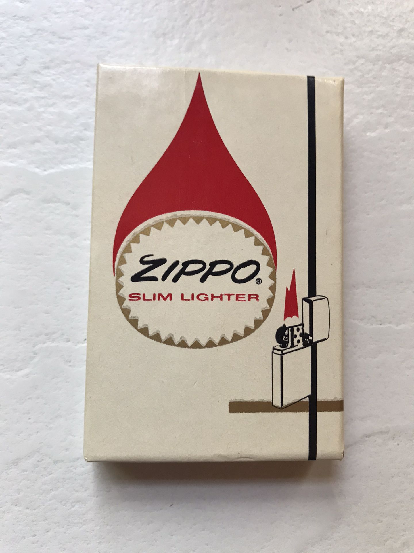 Vintage Zippo 1610 High Polish Lighter - Unfired