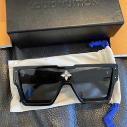 Louis Vuitton Sunglasses 