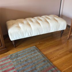 Tufted Bench