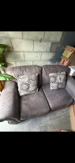 Grey couch/sofa