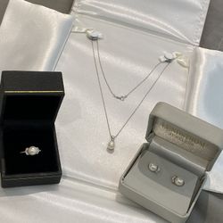 14K WHITE GOLD DIAMOND PEARL NECKLACE 