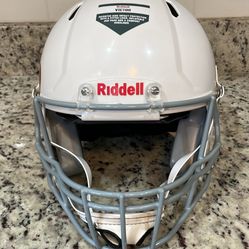 Riddell Youth Large Football Helmet Victor White With Chin Strap
