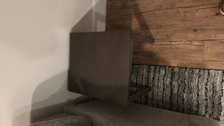 2 mini living room tables