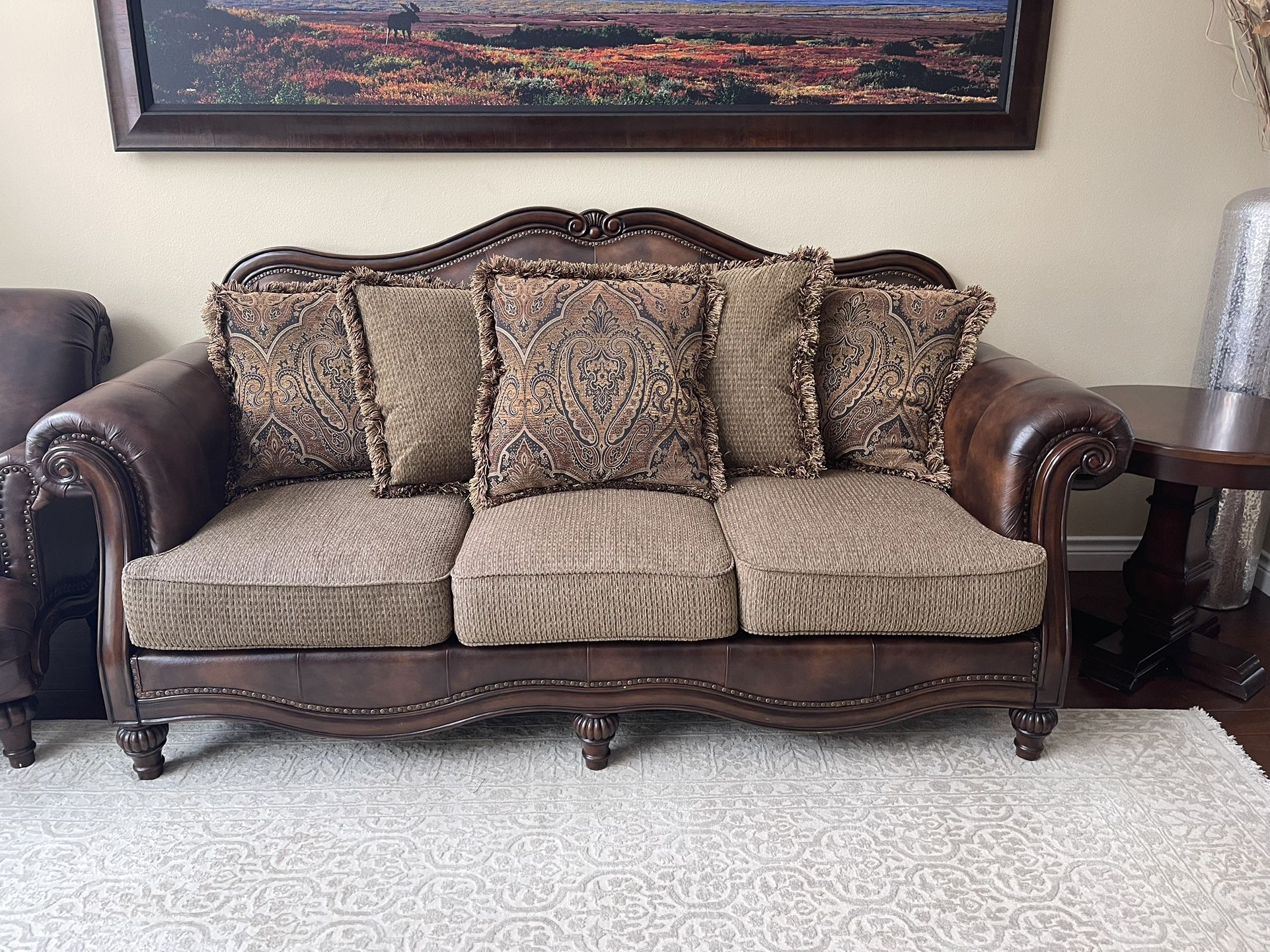 Couch/Sofa