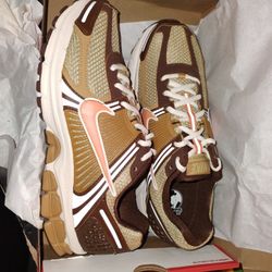 Nike Air Maxes Men's Size 9-9.5