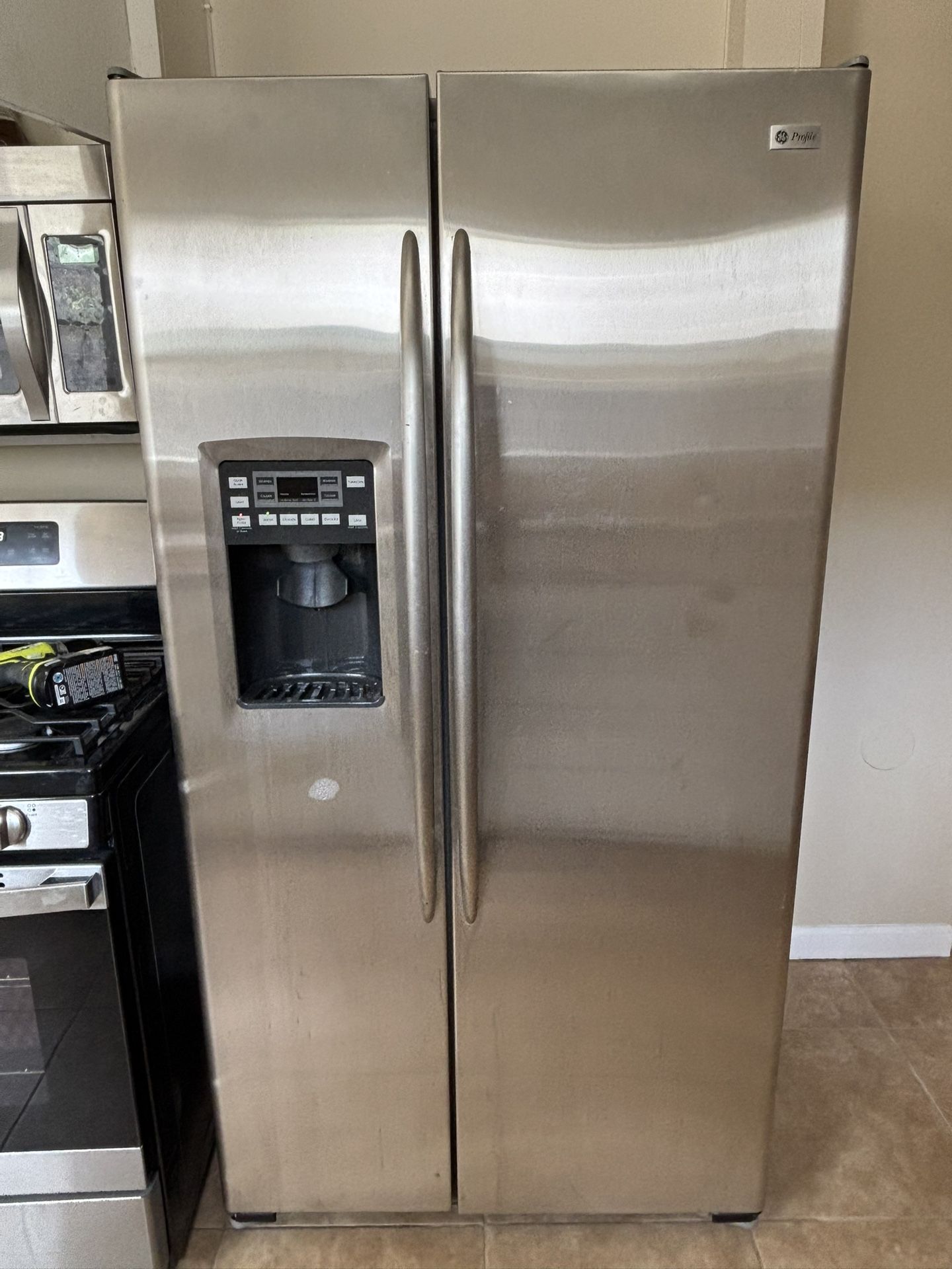 GE Side-By-Side Refrigerator