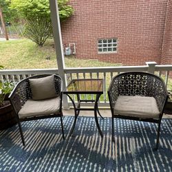 Free Outdoor Set - PENDING SALE