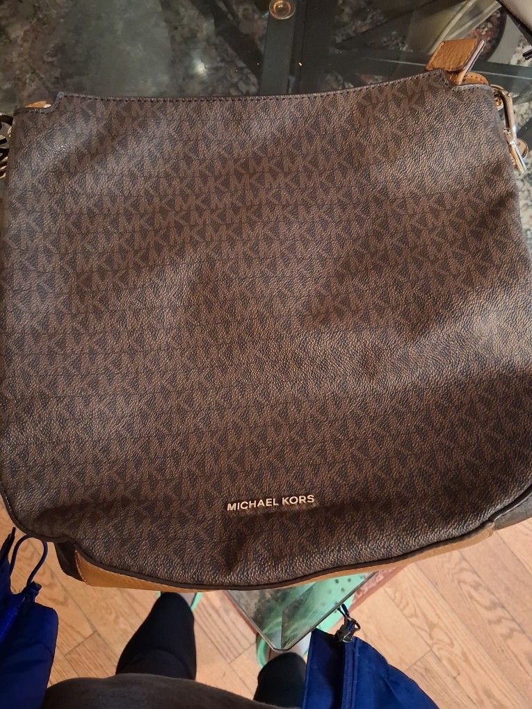 Cartera Michael Kors