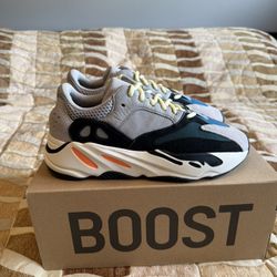 adidas Yeezy Boost 700 Wave Runner - Size 8