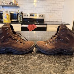 Lowa Renegade Boots Espresso Color