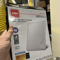 Flat HDTV Antenna NEVER USED