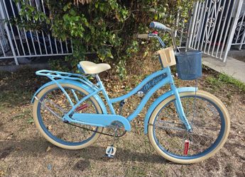 women Bike Huffy Size 26 $130