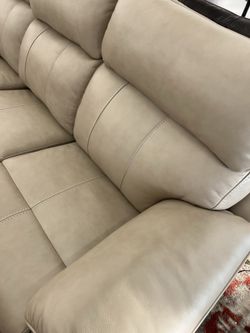 GORGEOUS Bassett Leather Reclining Sofa