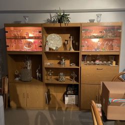 $440 - 3 Pieces Wooden Wall Unit