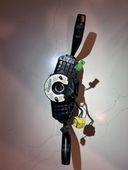 2004 Honda Civic steering column switch and clock spring assembly (2001–2005)