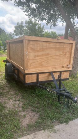Utility Trailer 5.5 ft  x 10 ft