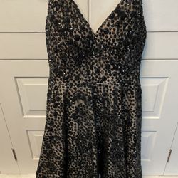 B. Smart Black Sequined Dress Size 9 VG 