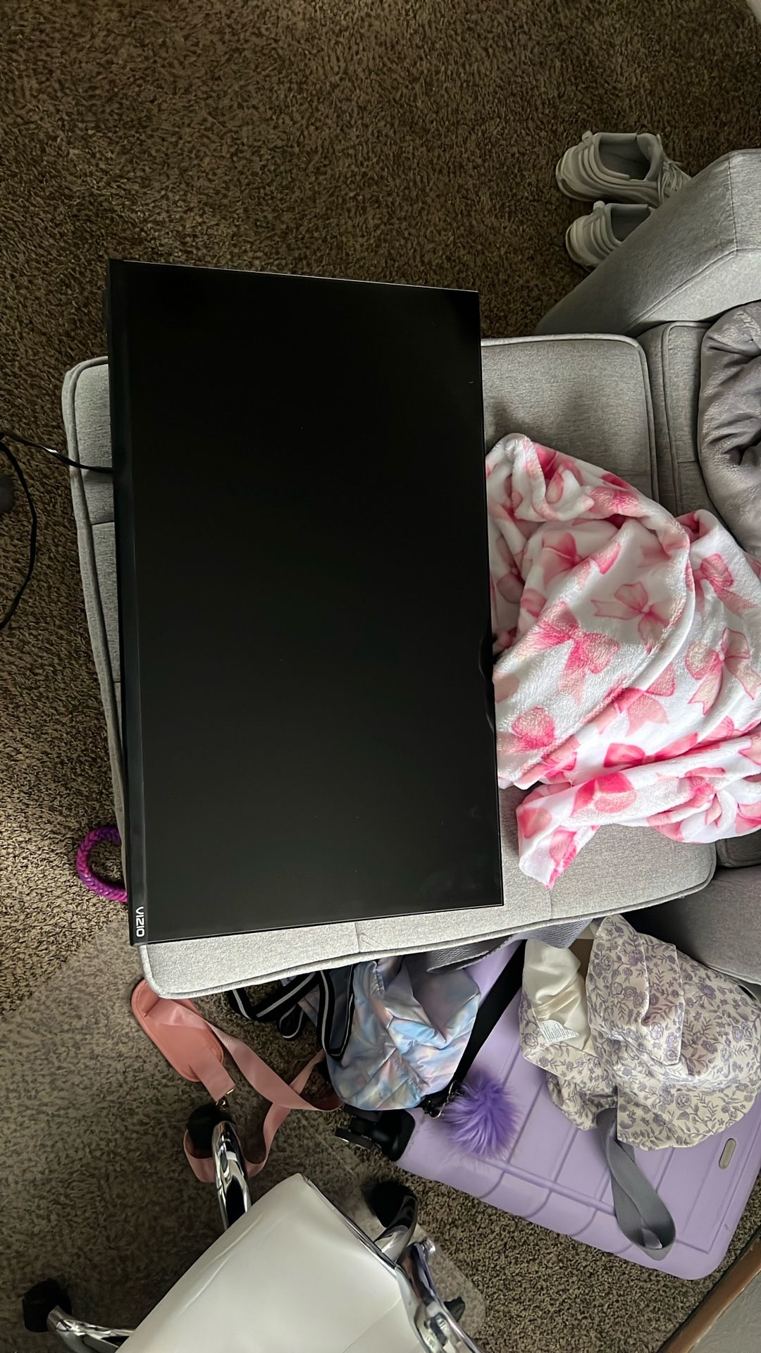 Vizio tv 32” 1080 p