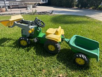 John deer pedal tractor