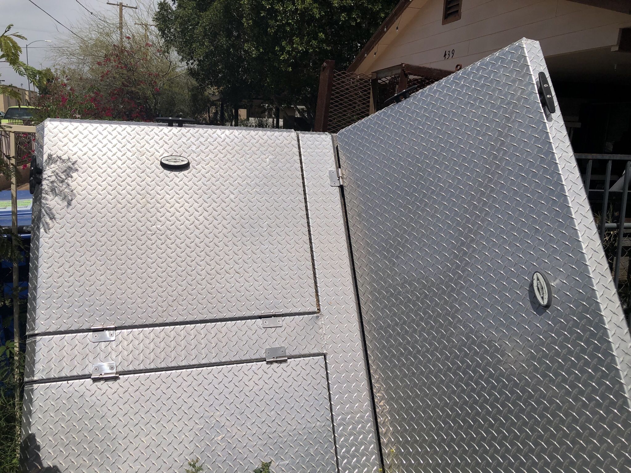 DIAMONDBACK 270 TONNEAU ALUMINUM DIAMOND PLATE BED COVER for Sale in Mesa, AZ OfferUp