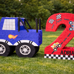 Glo's Custom Made Piñatas